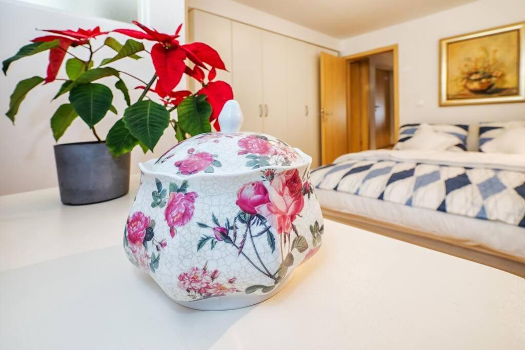 Relaxing 2Bd Apartment, Ground Floor - Walk To Old Town سبليت المظهر الخارجي الصورة