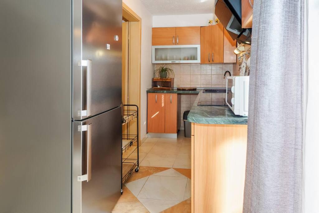 Relaxing 2Bd Apartment, Ground Floor - Walk To Old Town سبليت المظهر الخارجي الصورة