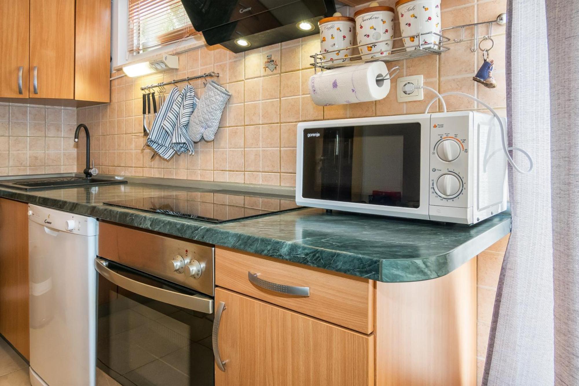 Relaxing 2Bd Apartment, Ground Floor - Walk To Old Town سبليت المظهر الخارجي الصورة