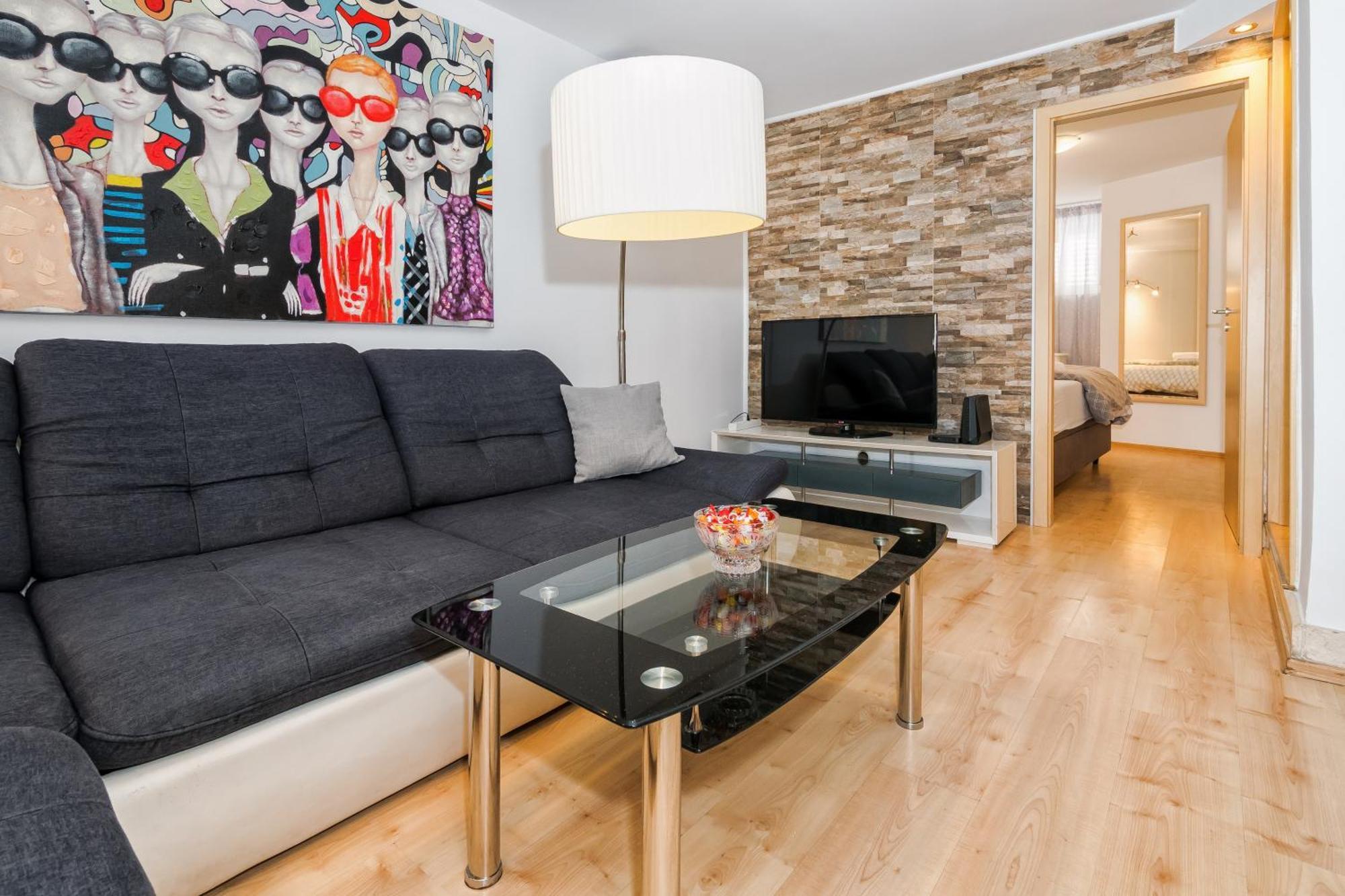 Relaxing 2Bd Apartment, Ground Floor - Walk To Old Town سبليت المظهر الخارجي الصورة