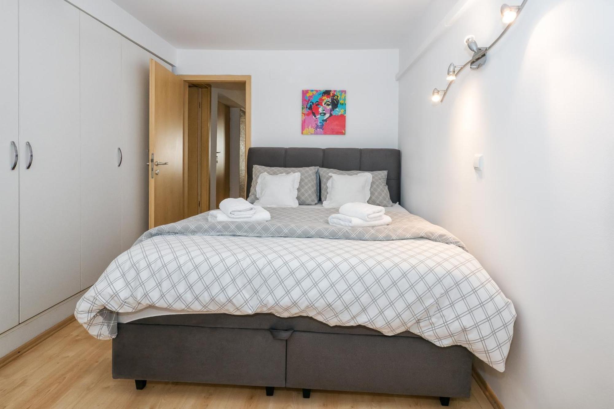 Relaxing 2Bd Apartment, Ground Floor - Walk To Old Town سبليت المظهر الخارجي الصورة